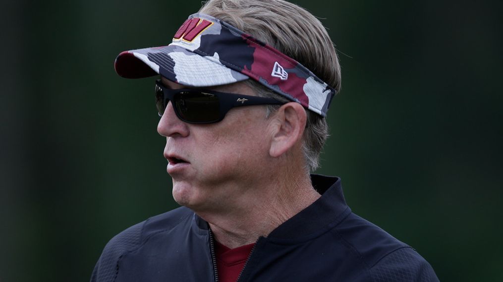 Washington Commanders defensive coordinator Jack Del Rio is seen during an NFL football OTA practice at Inova Sports Performance Center in Ashburn, Va., Wednesday, June 8, 2022. (AP Photo/Luis M. Alvarez)