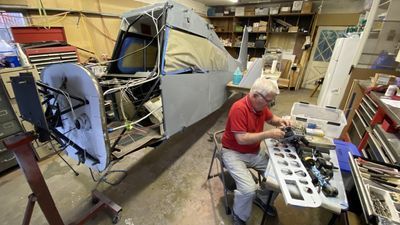 Image for story: 'Needed something to do': 90-year-old veteran building plane in his Arlington garage